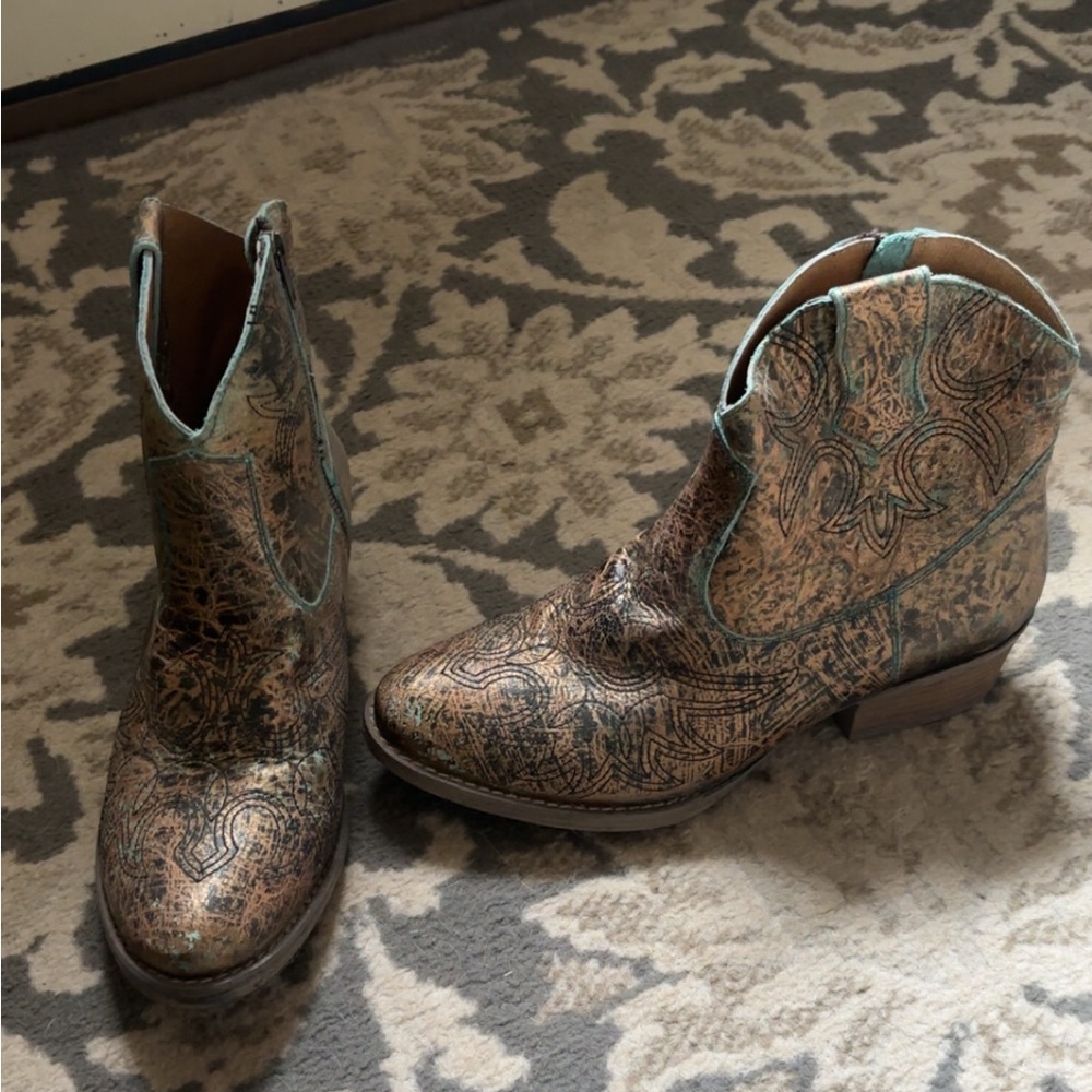 Women's Brown Booties